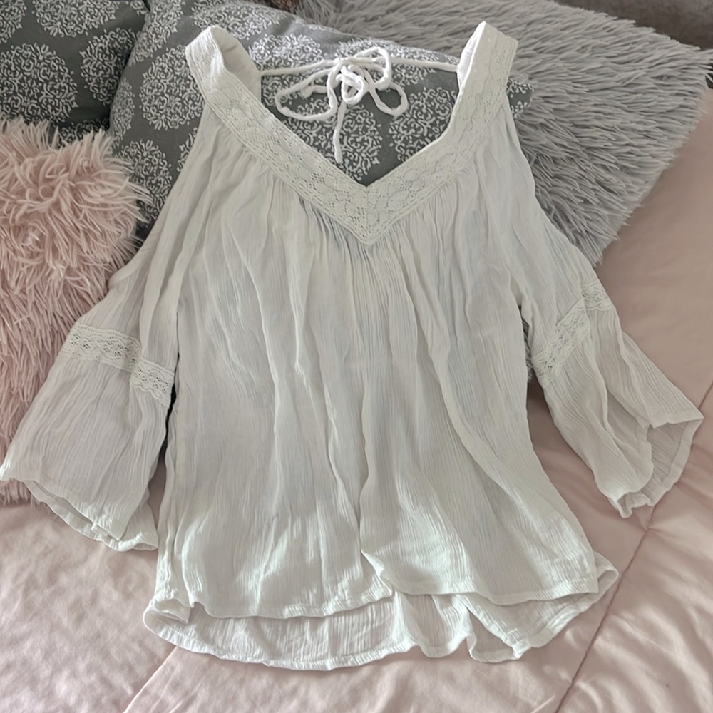 Hollister Off the Shoulder Tie Back Top Size XS  Perfect Condition!